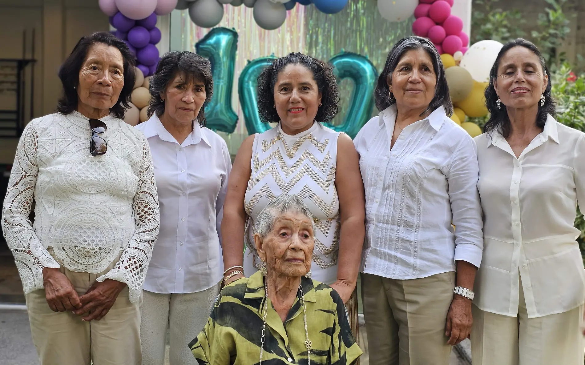 Felipa Pérez celebra 100 años de vida rodeada de afecto y gratitud por una vida plena